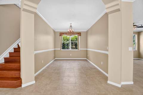 2520 Glendale Place, Royal Palm Beach FL - photo 14 of 79