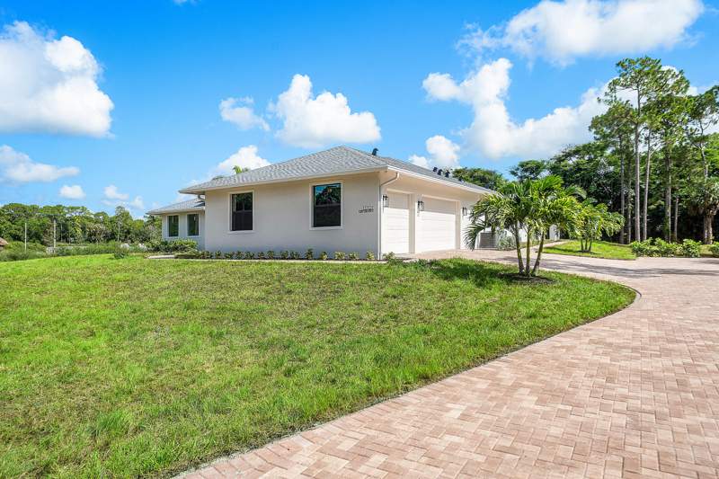 5 bedroom Single Family Residence at 11701 153rd Court, Palm Beach Country Estates Sec, Jupiter — photo 3