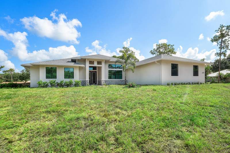 5 bedroom Single Family Residence at 11701 153rd Court, Palm Beach Country Estates Sec, Jupiter — photo 4