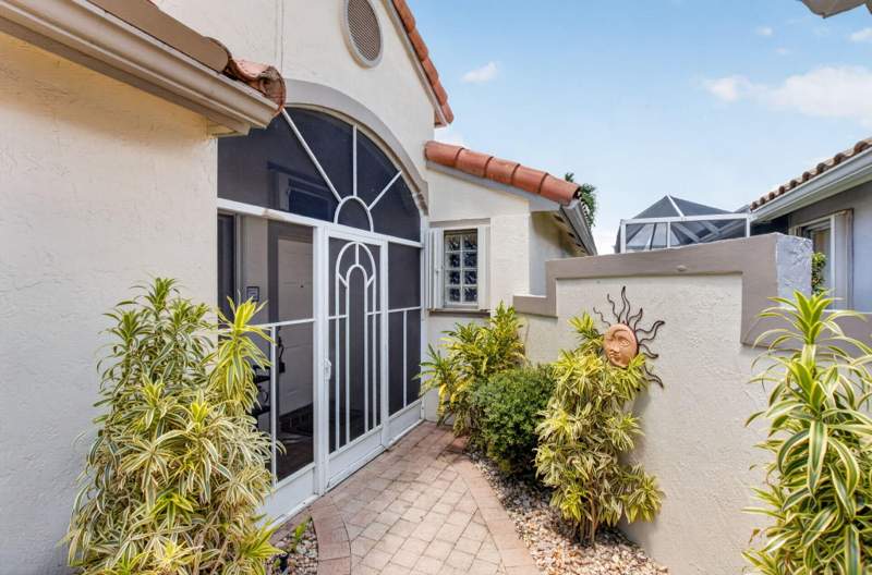 3 bedroom Single Family Residence at 11585 Augustus Drive, Jones Par D-3, Boynton Beach — photo 5
