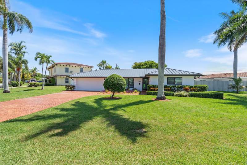 3 bedroom Single Family Residence at 4410 NE 24th Avenue, Venetian Isles 3rd Sec, Lighthouse Point — photo 2