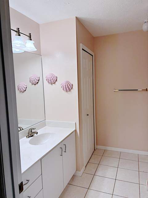 14168 Cisne Circle, Fort Pierce FL - photo 15 of 19