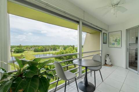 3959 Via Poinciana Drive #602, Lake Worth FL - photo 24 of 28