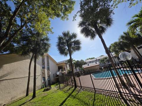 2977 Riverside Drive #202, Coral Springs FL - photo 24 of 25