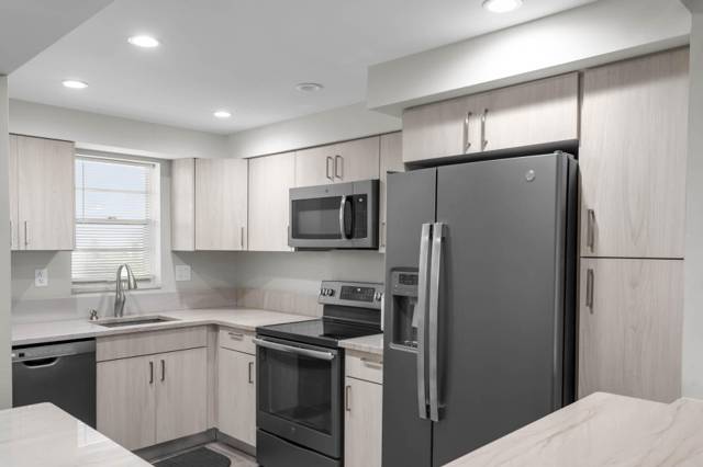 3150 W Rolling Hills Circle #704