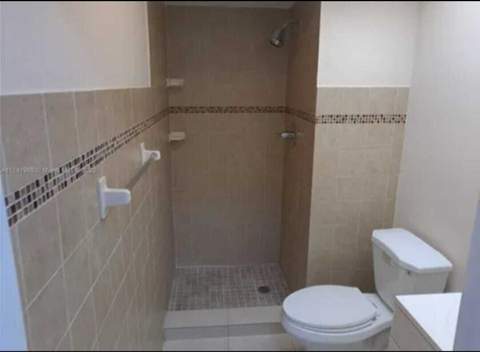 4413 NW 3rd Avenue #4413, Deerfield Beach FL - photo 7 of 25