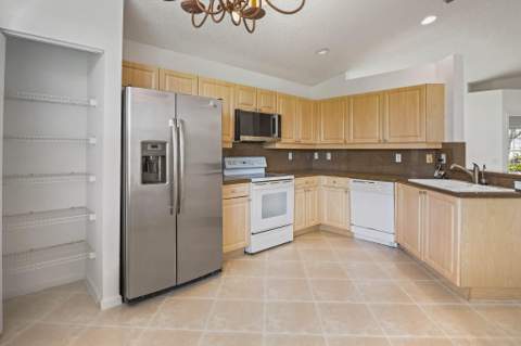 7387 Tonga Court, Boynton Beach FL - photo 16 of 79