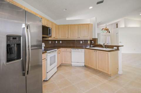 7387 Tonga Court, Boynton Beach FL - photo 18 of 79