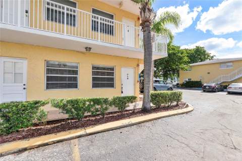 4050 NE 12th Terrace #39-2, Oakland Park FL - photo 9 of 11
