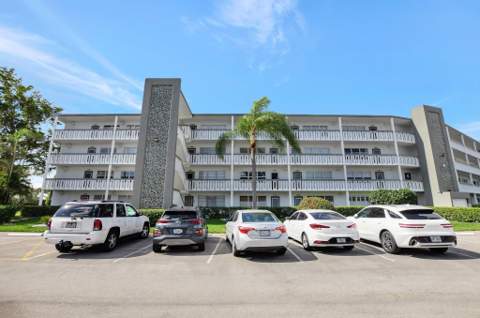 2157 Cambridge G, Deerfield Beach FL - photo 23 of 67