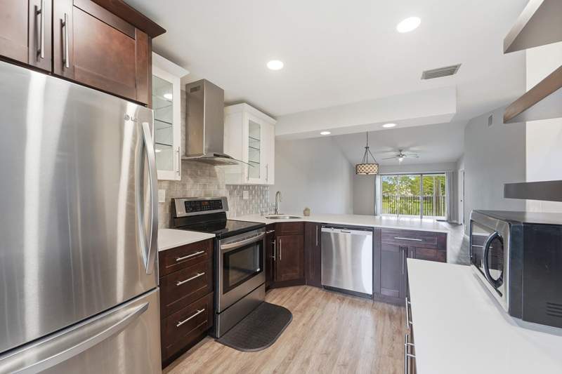 2 bedroom Condominium at 1033 Banks Road #203, Woodlake Isles North Condo, Margate — photo 3