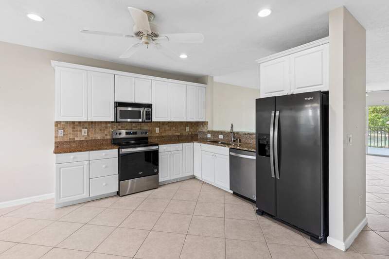 2 bedroom Condominium at 2127 SE Wild Meadow Circle, Meadows Of Port St Lucie Buildings D-R, Port St. Lucie — photo 3