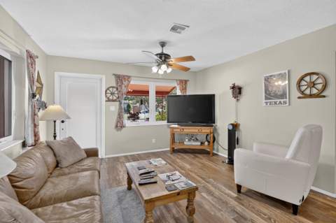 220 NW 48th Street, Oakland Park FL - photo 7 of 39