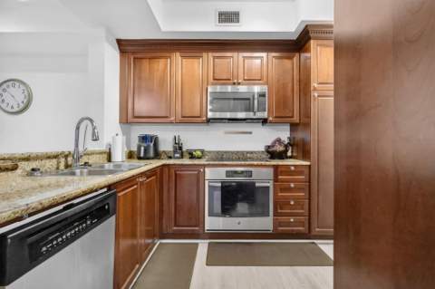 1660 Renaissance Commons Boulevard #2424, Boynton Beach FL - photo 14 of 50