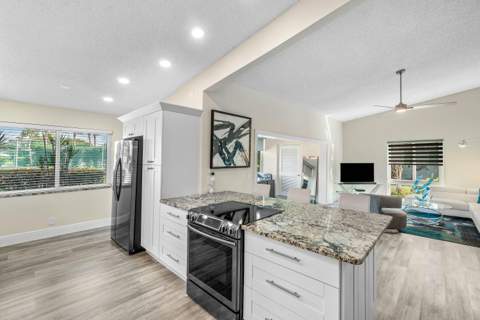 732 Lago Road, Delray Beach FL - photo 11 of 42