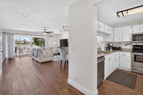 12175 NW 36th Place, Sunrise FL - photo 10 of 45