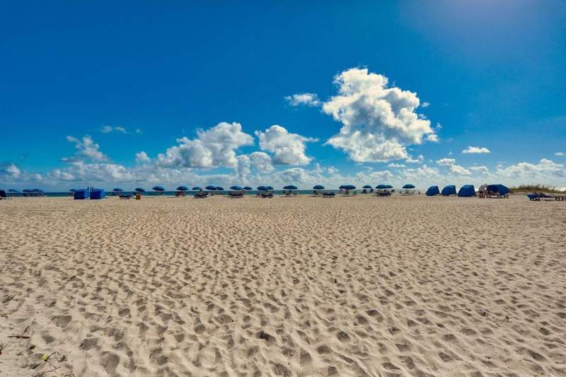 2 bedroom Condominium at 2800 N Ocean Drive #A5b, Phoenix Towers Condo No 1, Riviera Beach — photo 4