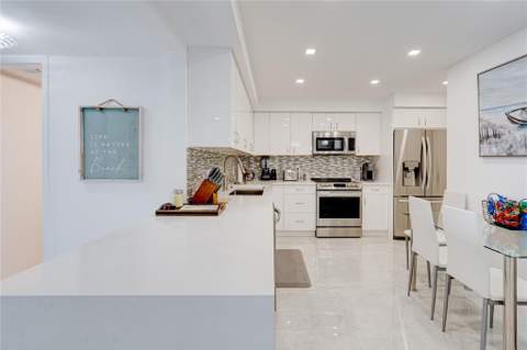 3500 Galt Ocean Drive #716, Fort Lauderdale FL - photo 8 of 39