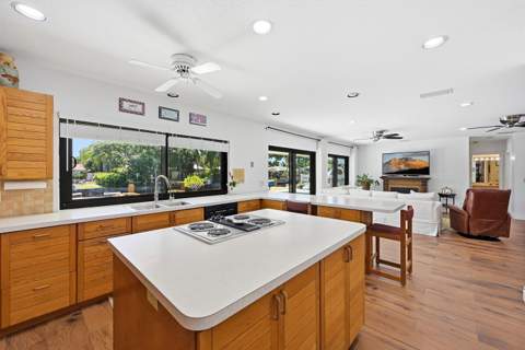 370 SE 13th Avenue, Pompano Beach FL - photo 22 of 94