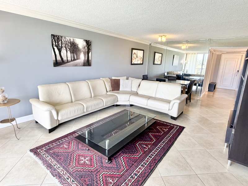 2 bedroom Condominium at 3001 S Palm Aire Drive #206, No 4 Palm-Aire Country Club, Pompano Beach — photo 1