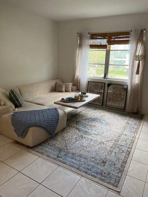 1 bedroom Condominium at 1950 N Andrews Avenue #210d, Manor Grove Village One Inc, Wilton Manors — photo 5