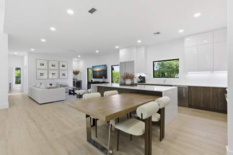 2557 Seminole Circle, West Palm Beach FL - photo 9 of 38