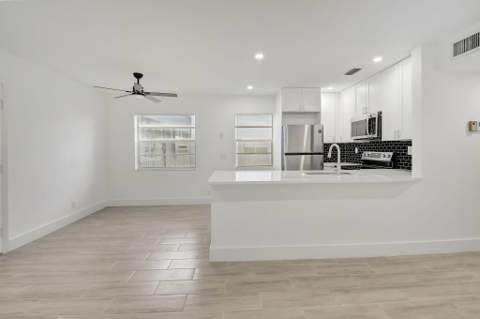 126 Burgundy #C, Delray Beach FL - photo 6 of 29