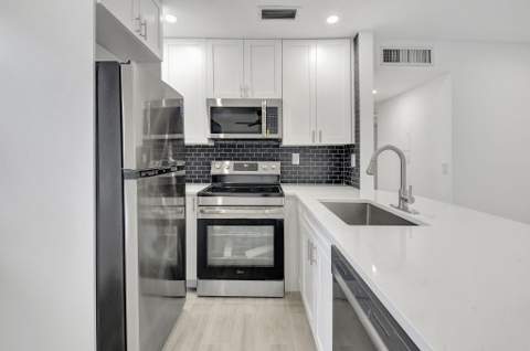 126 Burgundy #C, Delray Beach FL - photo 12 of 29