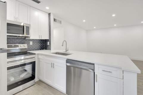 126 Burgundy #C, Delray Beach FL - photo 13 of 29