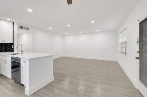 126 Burgundy #C, Delray Beach FL - photo 14 of 29