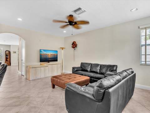 5575 NE Trieste Way, Boca Raton FL - photo 20 of 42