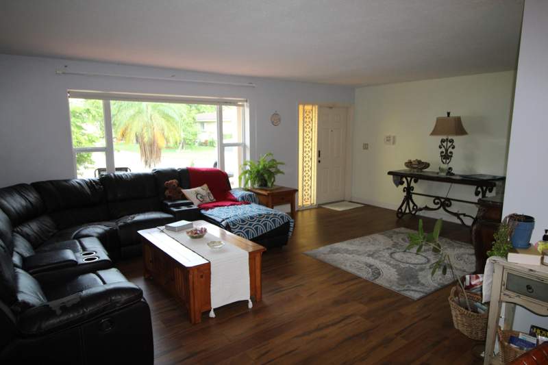 2 bedroom Single Family Residence at 4914 NW 49th Road, Mainlands Of Tamarac Lakes, Tamarac — photo 3