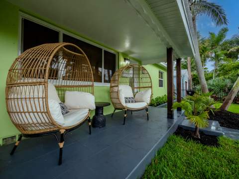 418 N Palmway, Lake Worth Beach FL - photo 7 of 34