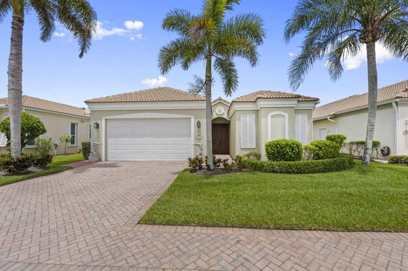 3 bedroom Single Family Residence at 3320 Caracal Drive, Riverpoint At The Sands Phase I, Fort Pierce — photo 1