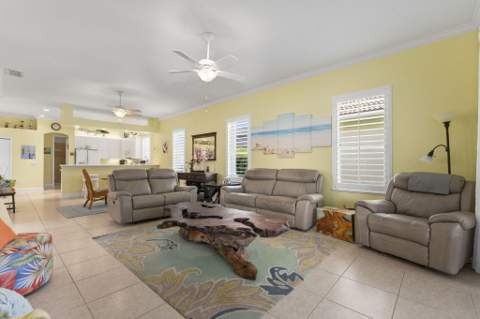 3320 Caracal Drive, Fort Pierce FL - photo 6 of 31