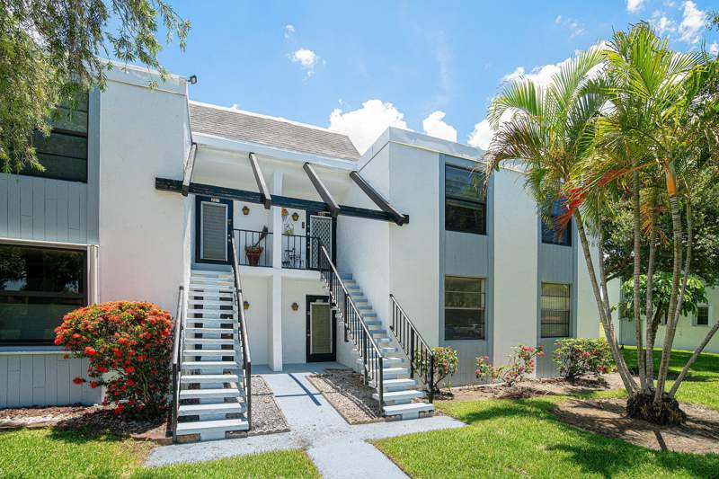 2 bedroom Condominium at 7380 NW 18th Street #108, Palm Springs Condo, Margate — photo 2