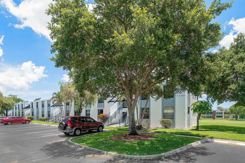 2 bedroom Condominium at 7380 NW 18th Street #108, Palm Springs Condo, Margate — photo 1