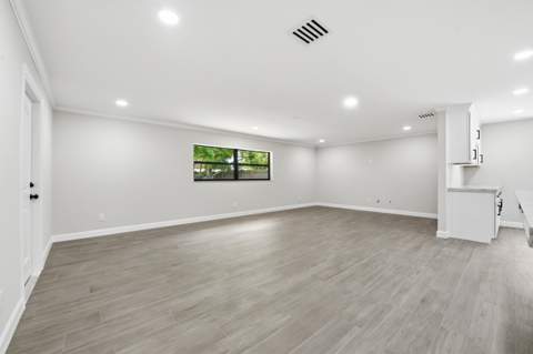 1124 Club Drive, Fort Pierce FL - photo 11 of 52