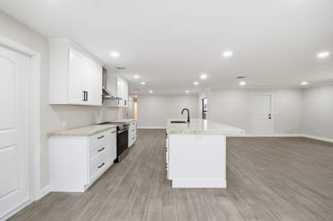 1124 Club Drive, Fort Pierce FL - photo 16 of 52