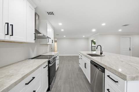 1124 Club Drive, Fort Pierce FL - photo 17 of 52
