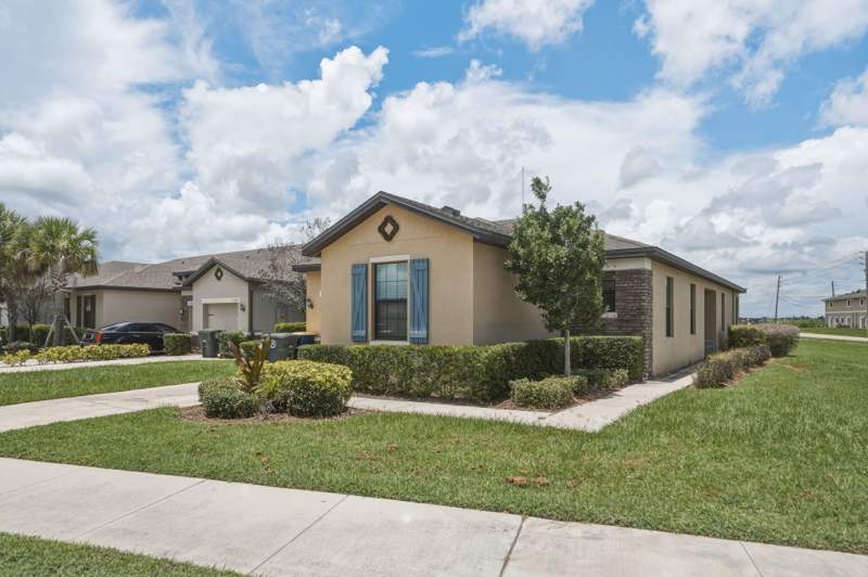 4 bedroom Townhouse at 5102 Joyous Place, Celebration Pointe, Fort Pierce — photo 3