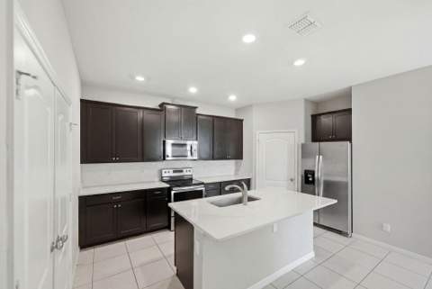 5102 Joyous Place, Fort Pierce FL - photo 8 of 54