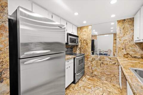 4501 S Ocean Boulevard #F2, South Palm Beach FL - photo 6 of 35