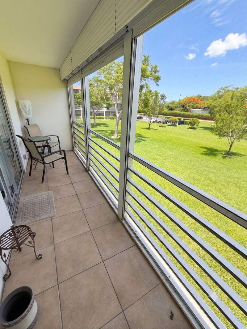 1 bedroom Condominium at 68 Brighton B, Brighton At Century Village Condo, Boca Raton — photo 5