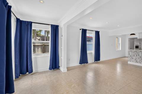 2427 Harding Street, Hollywood FL - photo 7 of 38