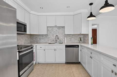 2427 Harding Street, Hollywood FL - photo 14 of 38