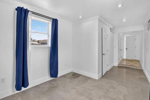 2427 Harding Street, Hollywood FL - photo 19 of 38