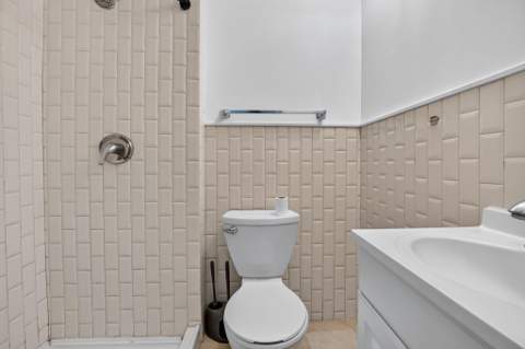 2427 Harding Street, Hollywood FL - photo 22 of 38