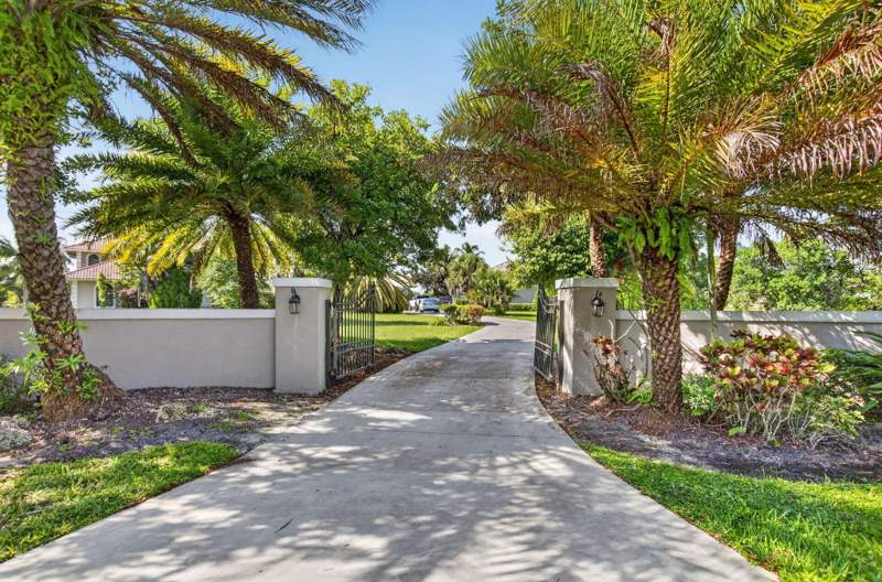 7 bedroom Single Family Residence at 10792 El Caballo Court, Tierra Del Rey, Delray Beach — photo 2