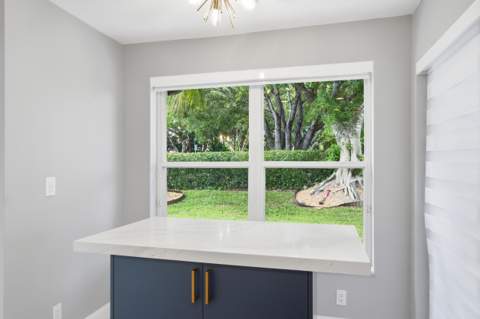 18241 NW 8th Street, Pembroke Pines FL - photo 21 of 55